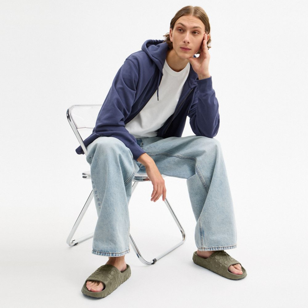 BAY SLIDE IN SIGNATURE