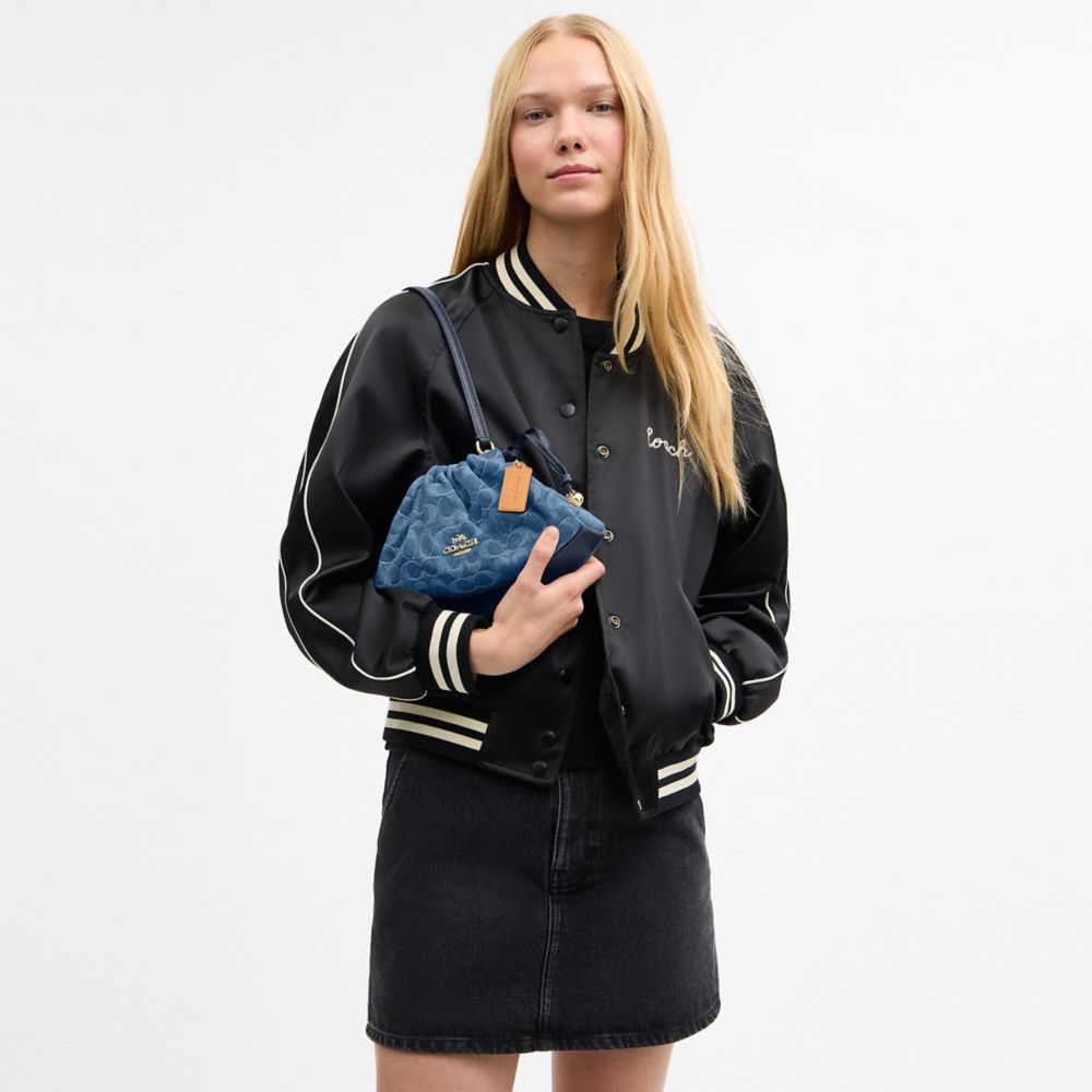 FAYE SHOULDER BAG IN SIGNATURE DENIM