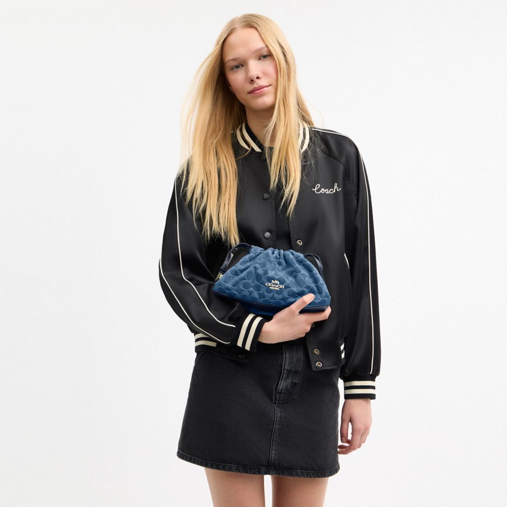 FAYE SHOULDER BAG IN SIGNATURE DENIM