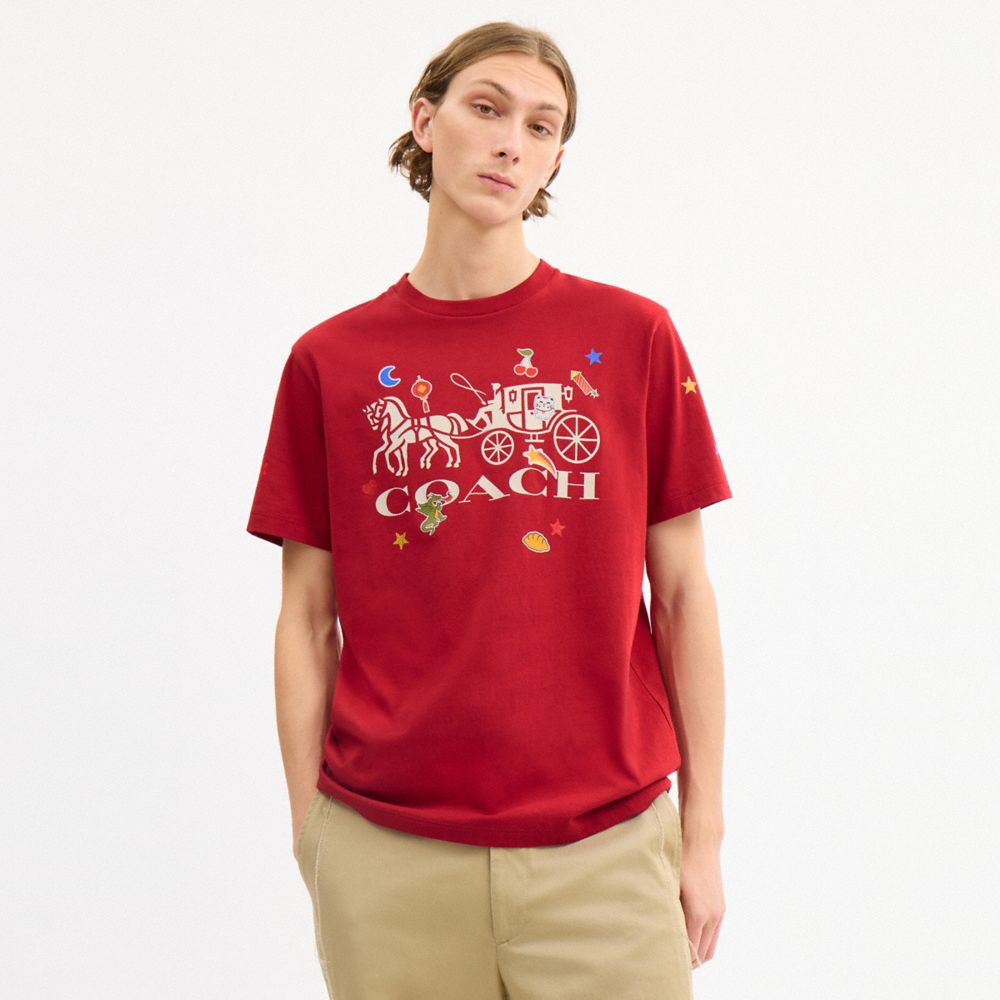 HORSE AND CARRIAGE STICKER T-SHIRT IN ORGANIC COTTON