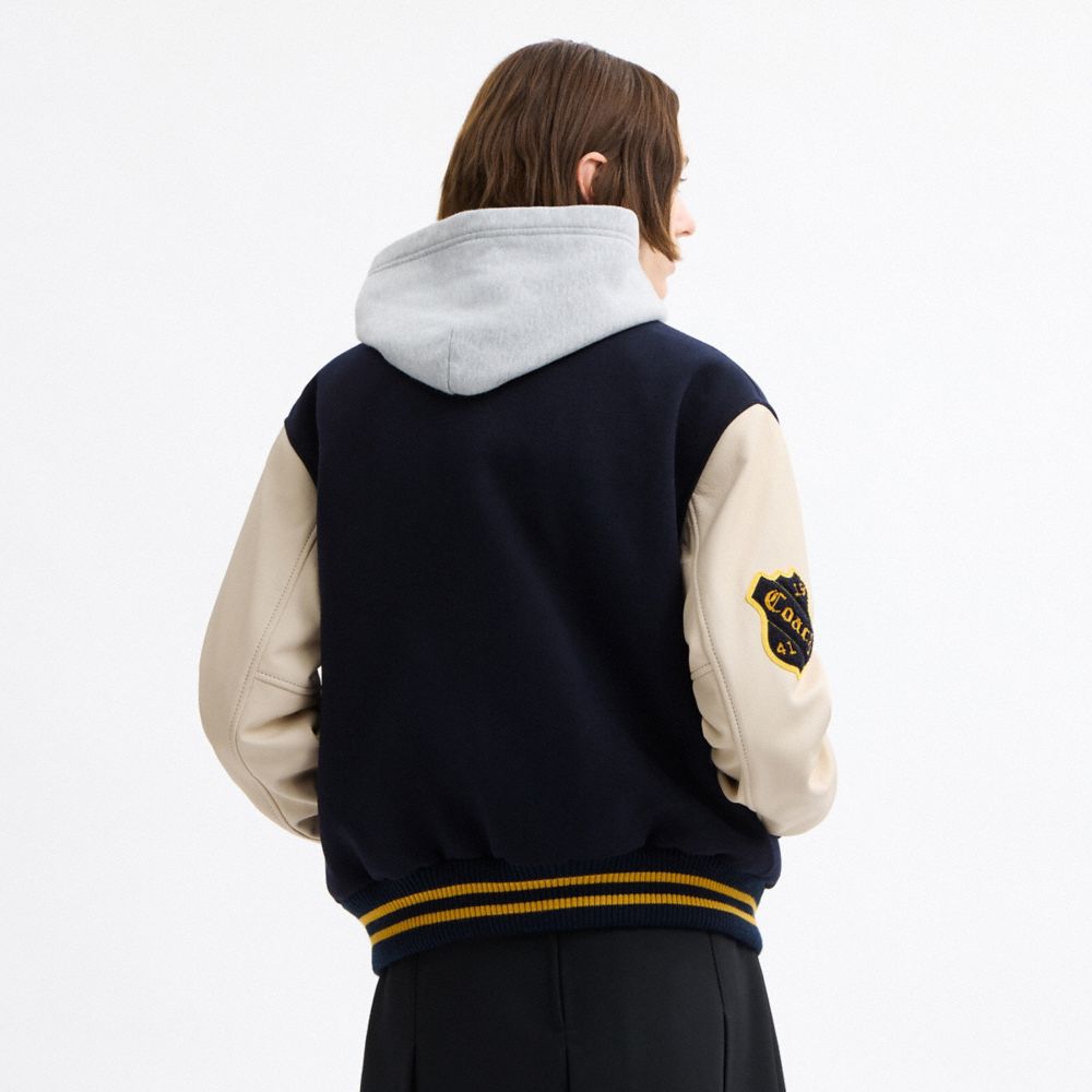 羊毛 VARSITY 外套