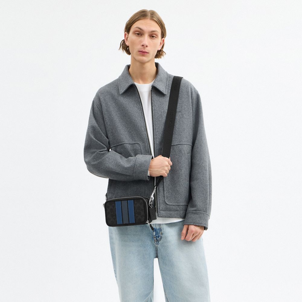 WYATT 經典 SIGNATURE VARSITY 條紋 斜背手袋