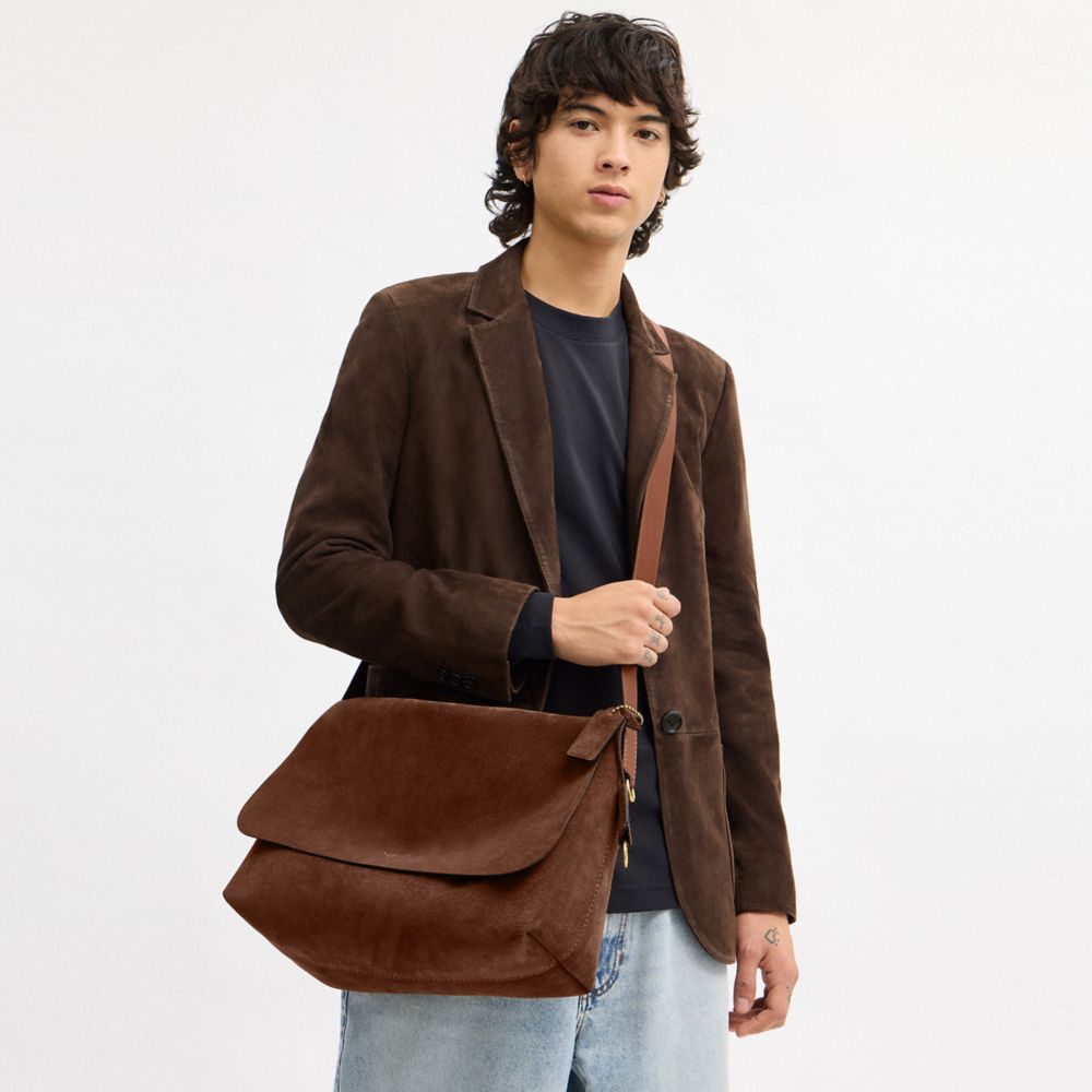 LUDLOW MESSENGER BAG