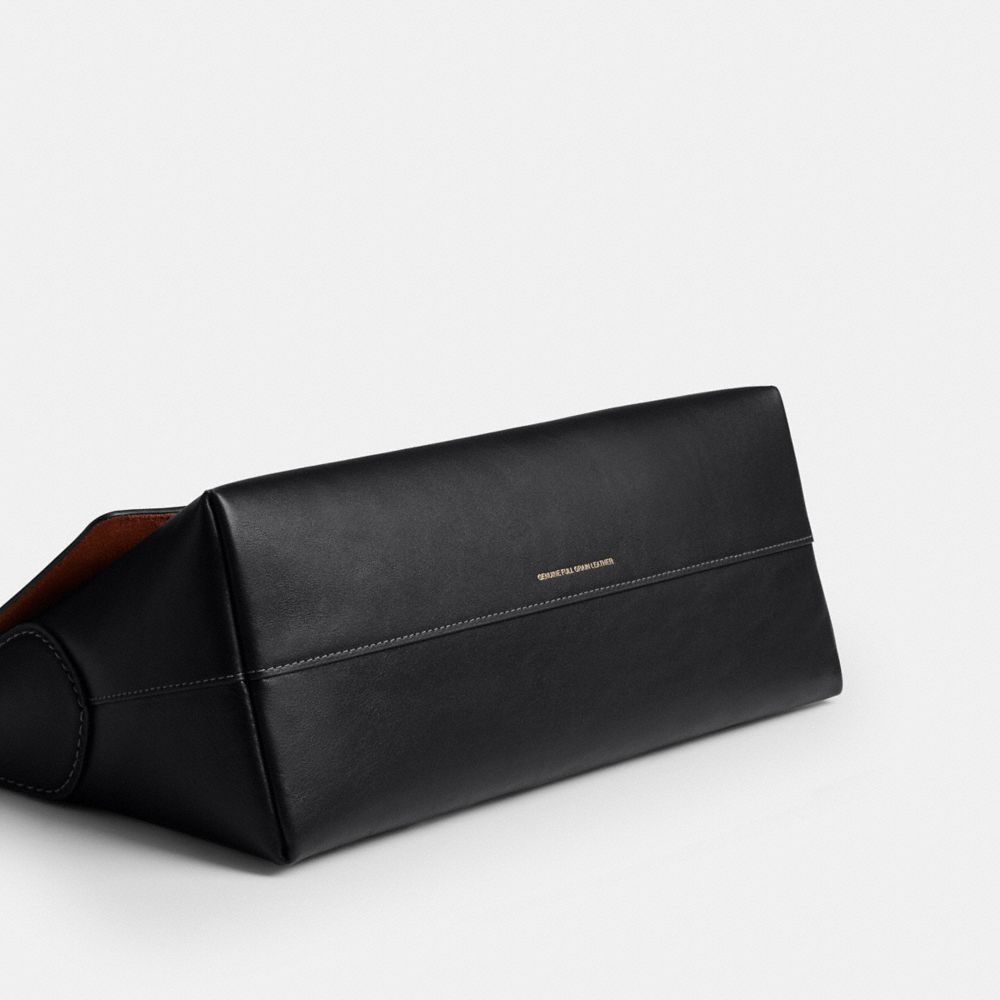 CHELSEA SHOULDER BAG 30