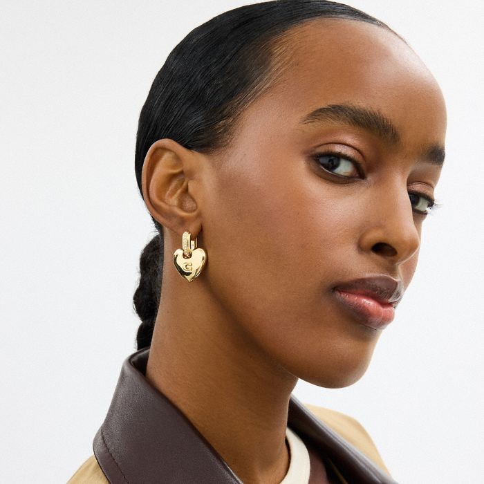 經典 SIGNATURE 愛心吊墜耳環