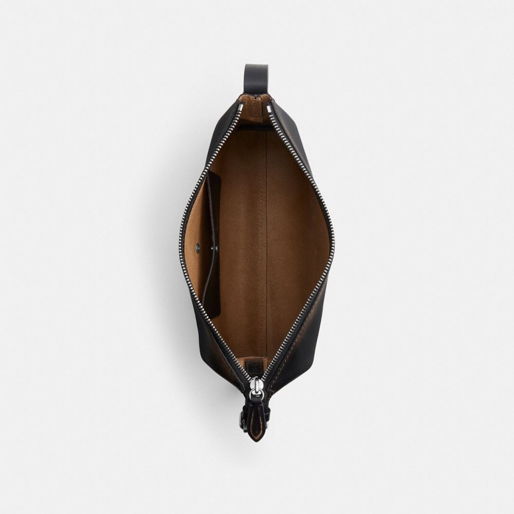 MOTT MESSENGER BAG 33 IN LOVED LEATHER