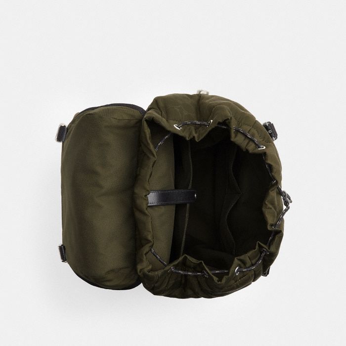 LOGAN 經典 SIGNATURE 尼龍 後背包