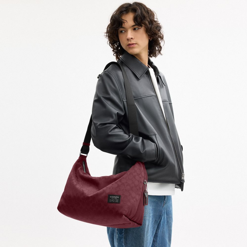 LEO CROSSBODY IN SIGNATURE NYLON