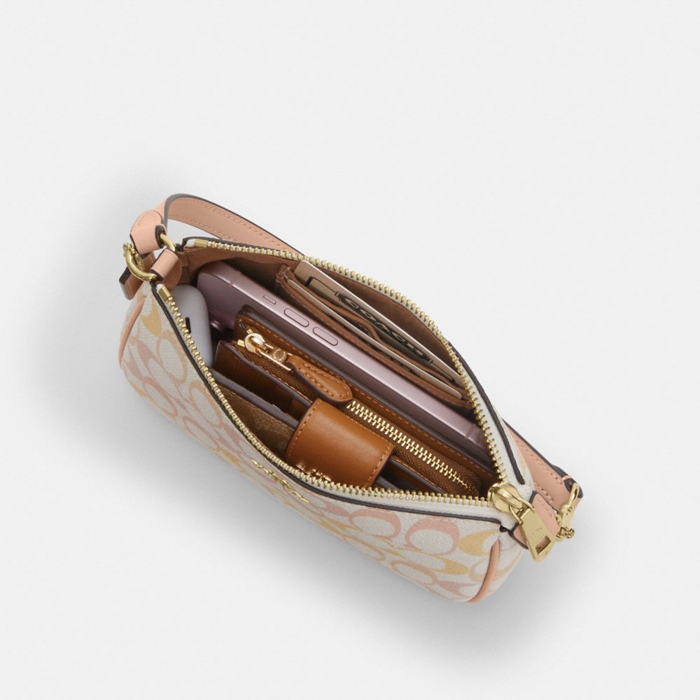 NOLITA 19 IN PRETTY SIGNATURE CANVAS