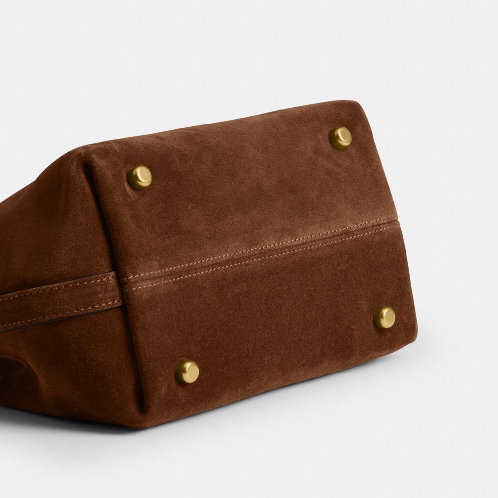 SOFT EMPIRE CARRYALL BAG 21