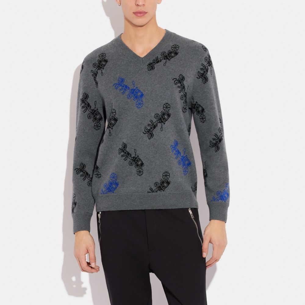 HORSE AND CARRIAGE V-NECK SWEATER