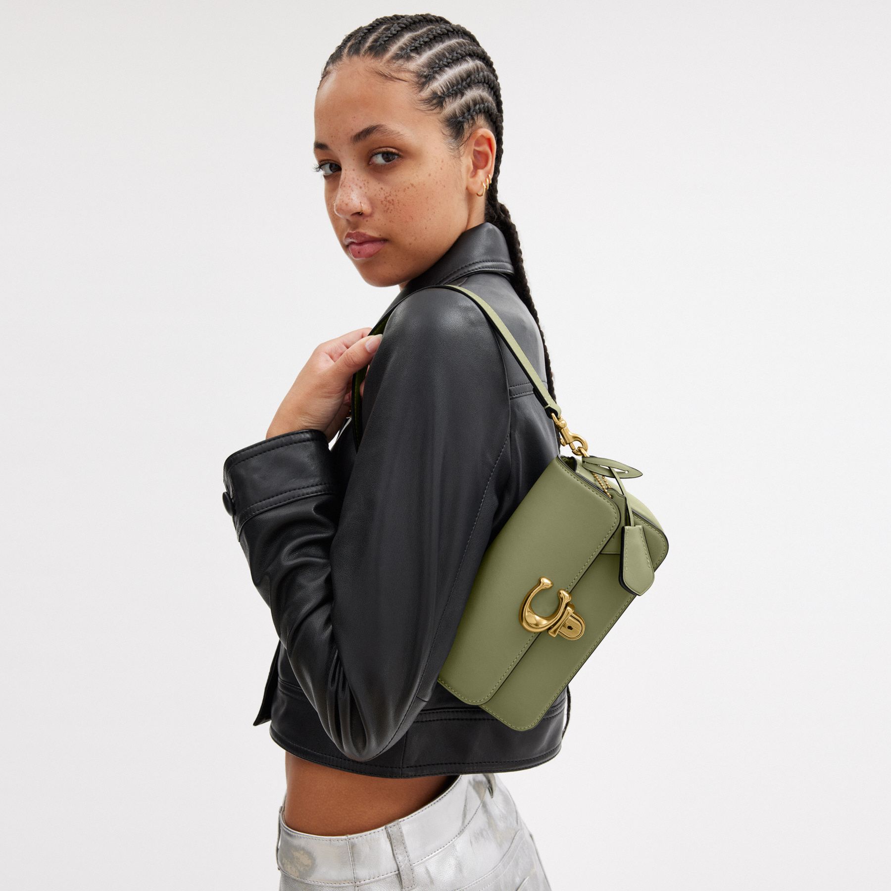 STUDIO 20 手袋| COACH 官方網站Official page