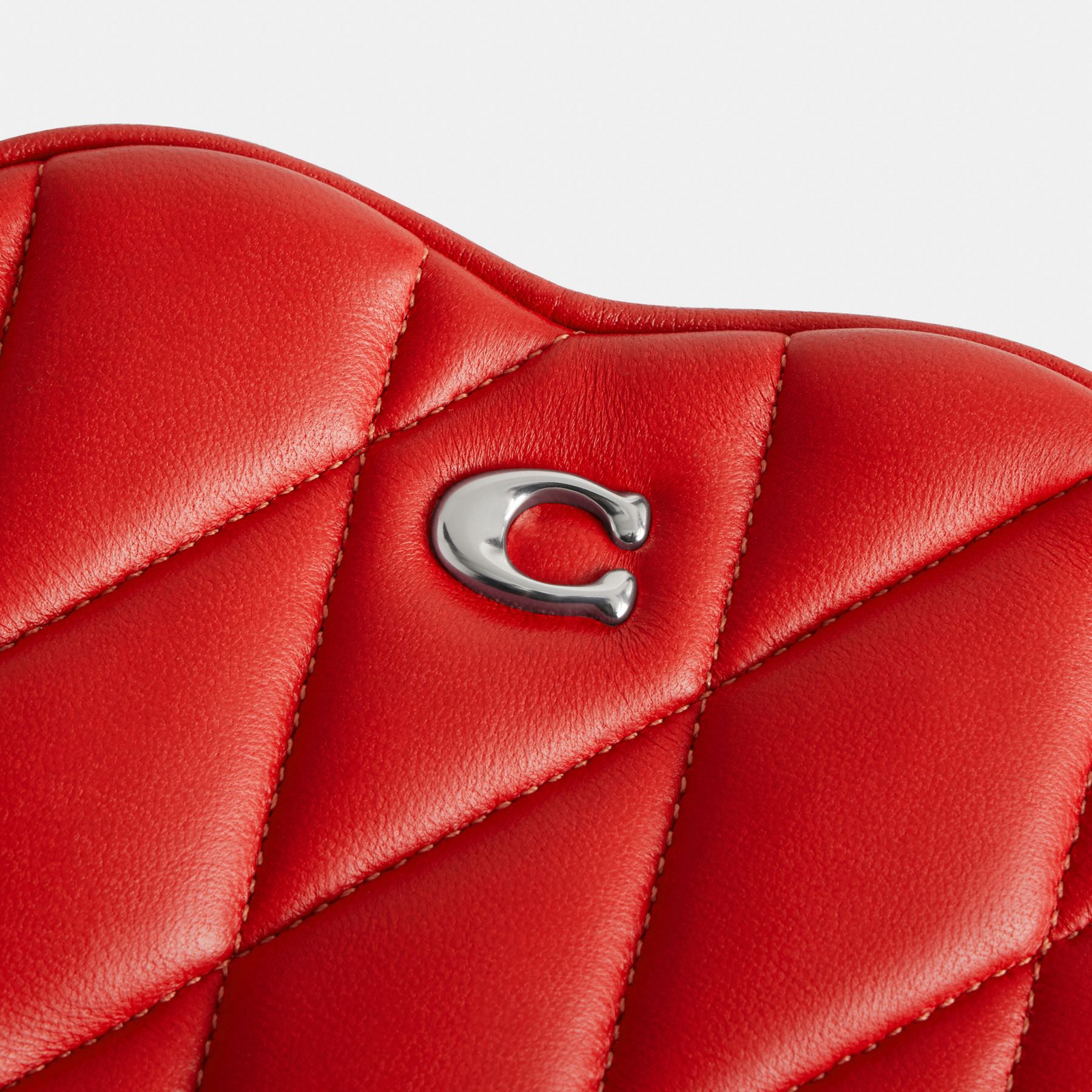 coach 手袋　皮　18センチ HEART 14 豐盈絎縫斜背手袋| COACH 官方網站Official page