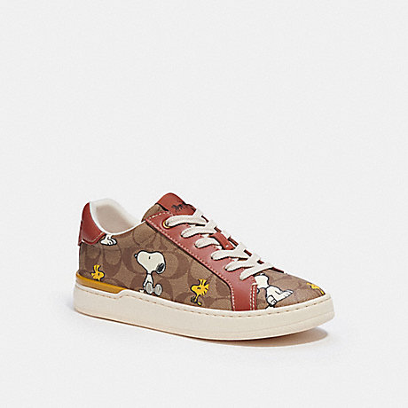 COACH CE860 Coach X Peanuts Clip Low Top Sneaker In Signature Canvas With Snoopy Woodstock Print Khaki/ Terracotta