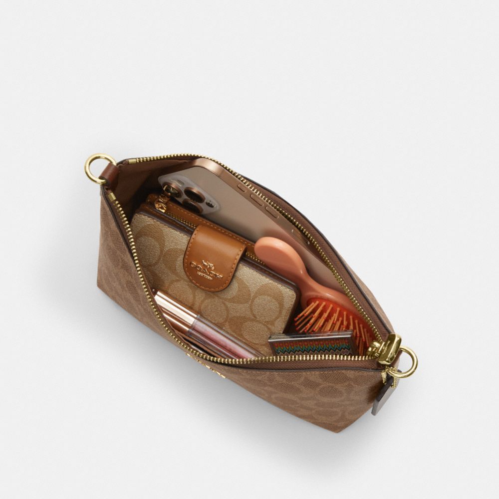 CAITLIN SHOULDER BAG IN SIGNATURE CANVAS