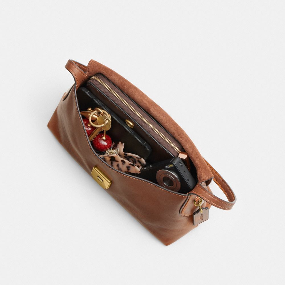 CHELSEA SHOULDER BAG 30 IN LOVED LEATHER