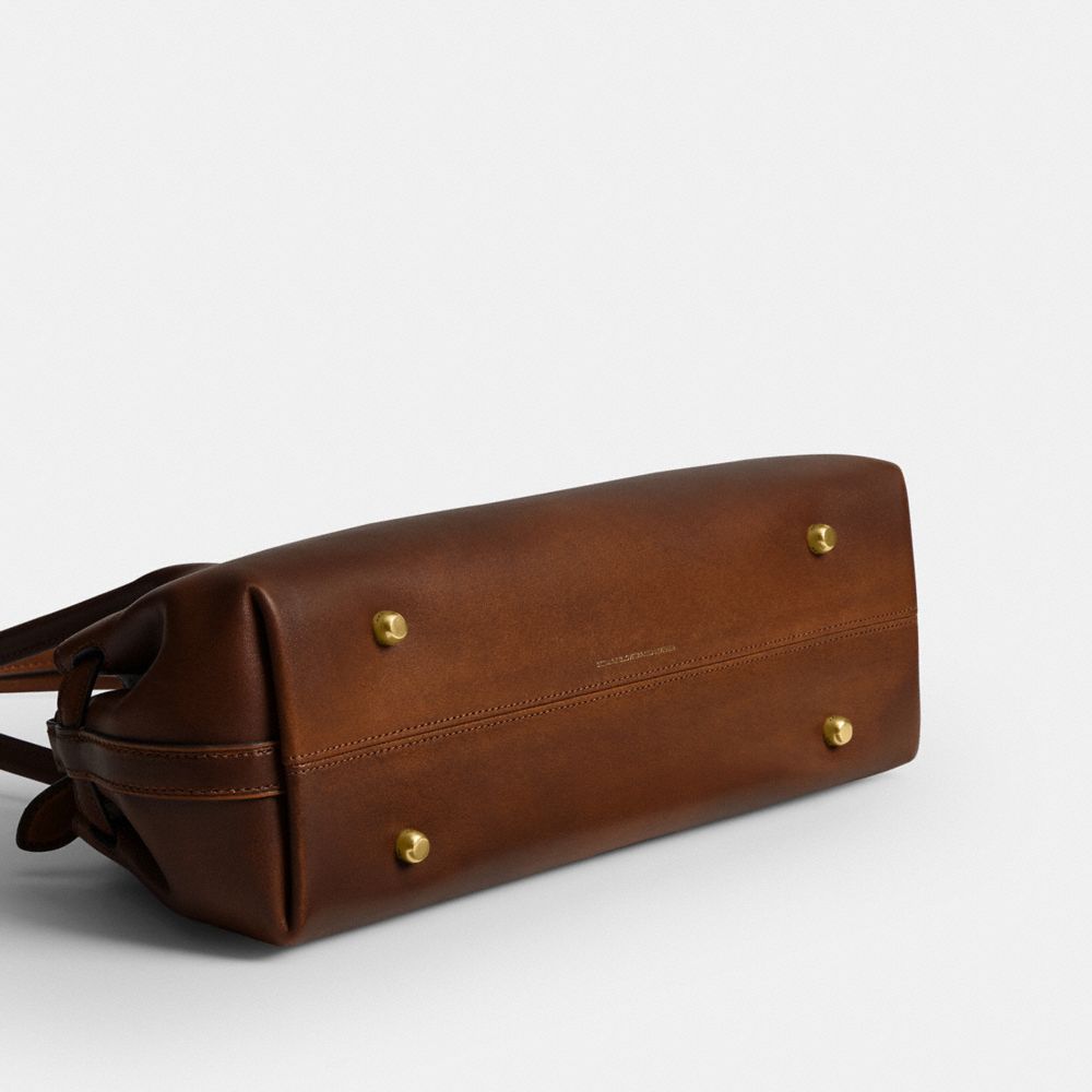 EMPIRE CARRYALL BAG 34 IN LOVED LEATHER
