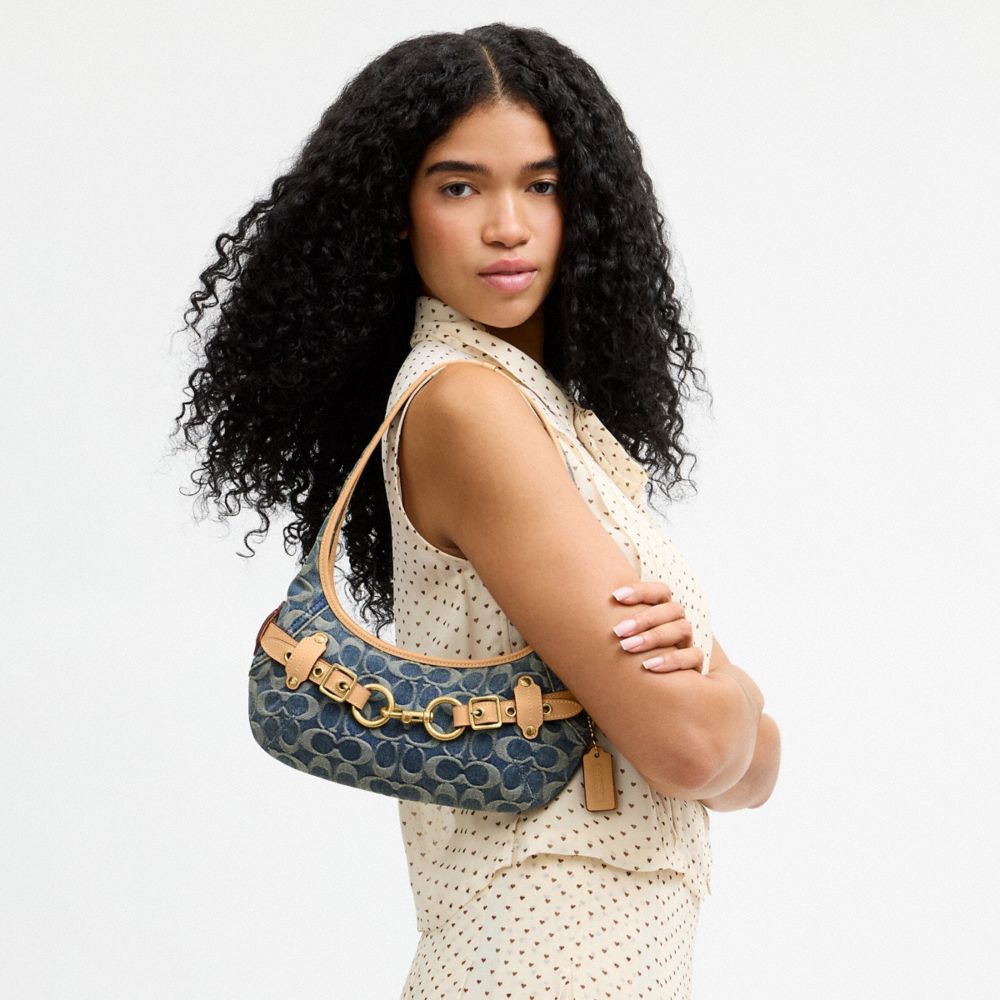 BELTED ERGO SHOULDER BAG 26 IN SIGNATURE REGENERATIVE COTTON DENIM