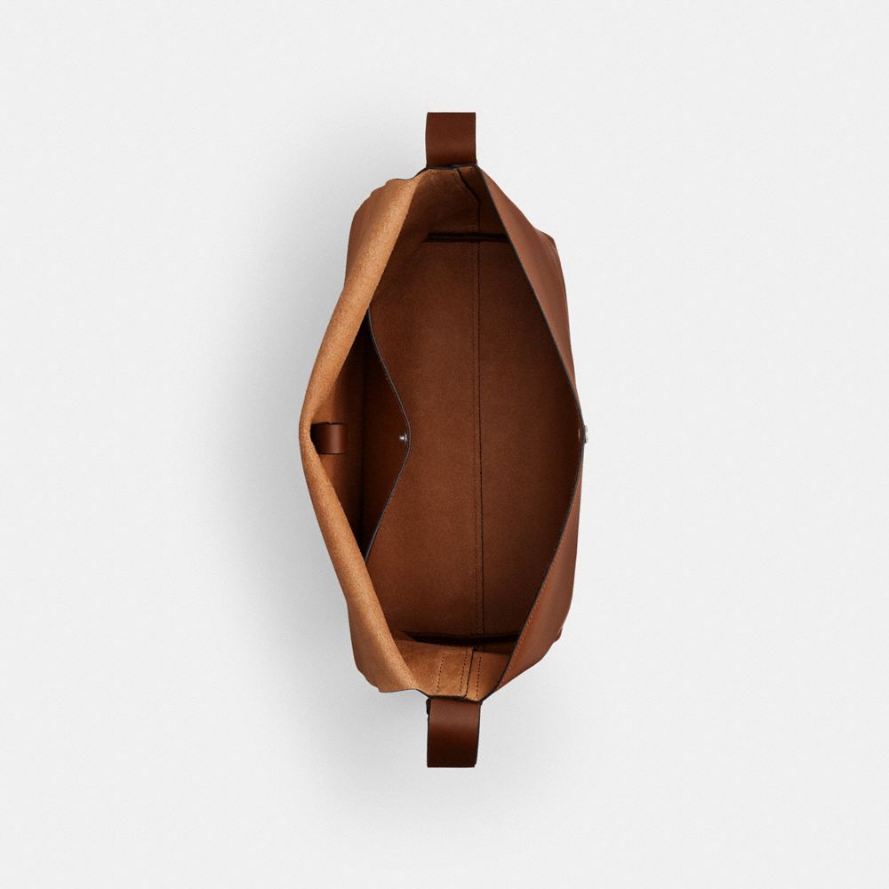 LUDLOW MESSENGER IN LOVED LEATHER