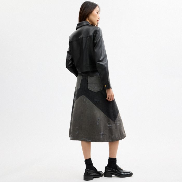 轉釦緊身版型皮革夾克