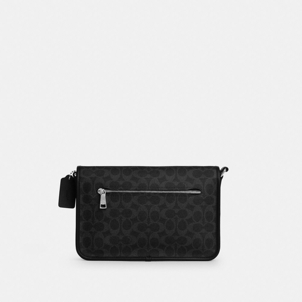 COLBY MESSENGER BAG 28 IN SIGNATURE CANVAS