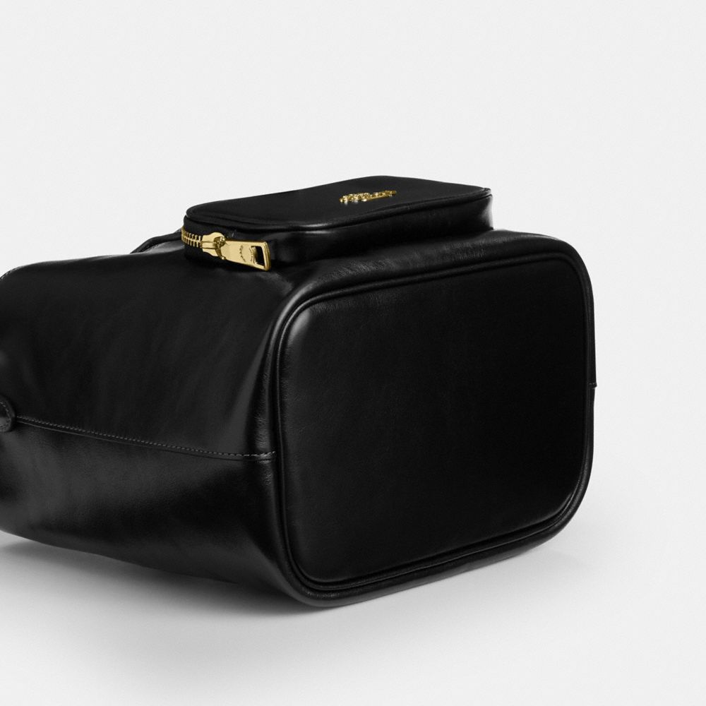 ROWAN BUCKET BAG WITH POCKET