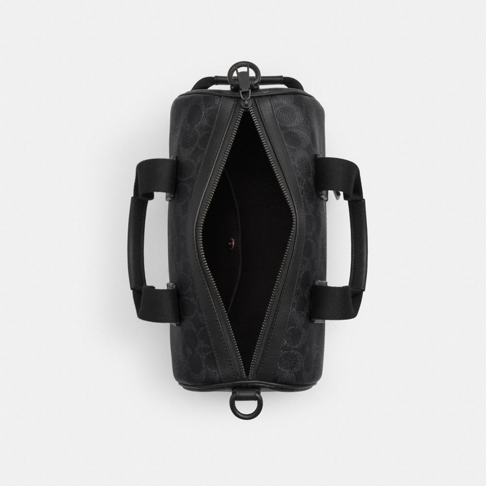 EXPLORER DUFFLE BAG 28 IN SIGNATURE CANVAS
