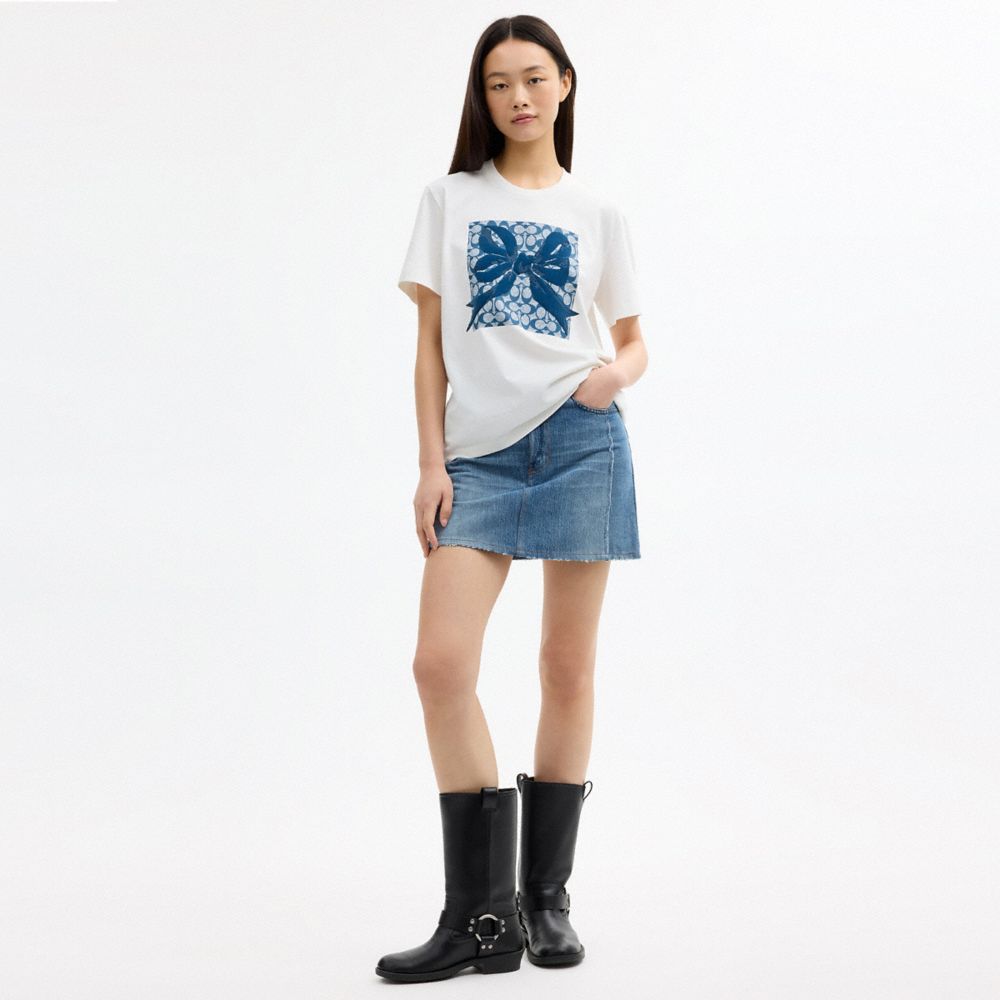SIGNATURE SQUARE BOW CLASSIC T-SHIRT IN ORGANIC COTTON