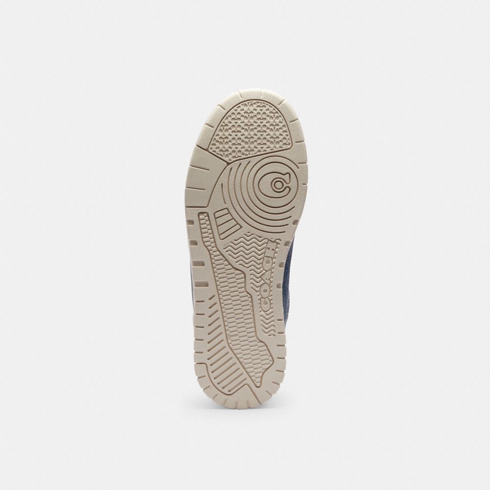 SOHO SNEAKER IN SIGNATURE DENIM