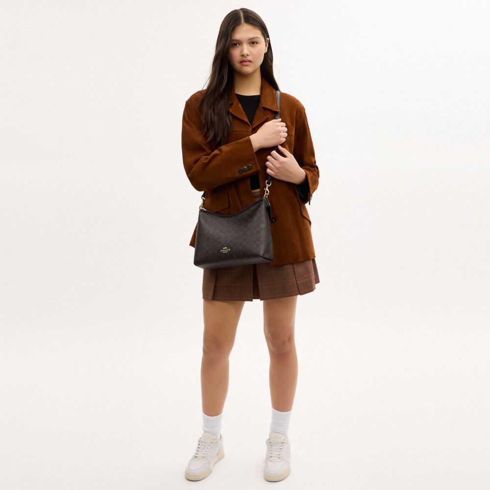 LAUREL SHOULDER BAG IN SIGNATURE CANVAS