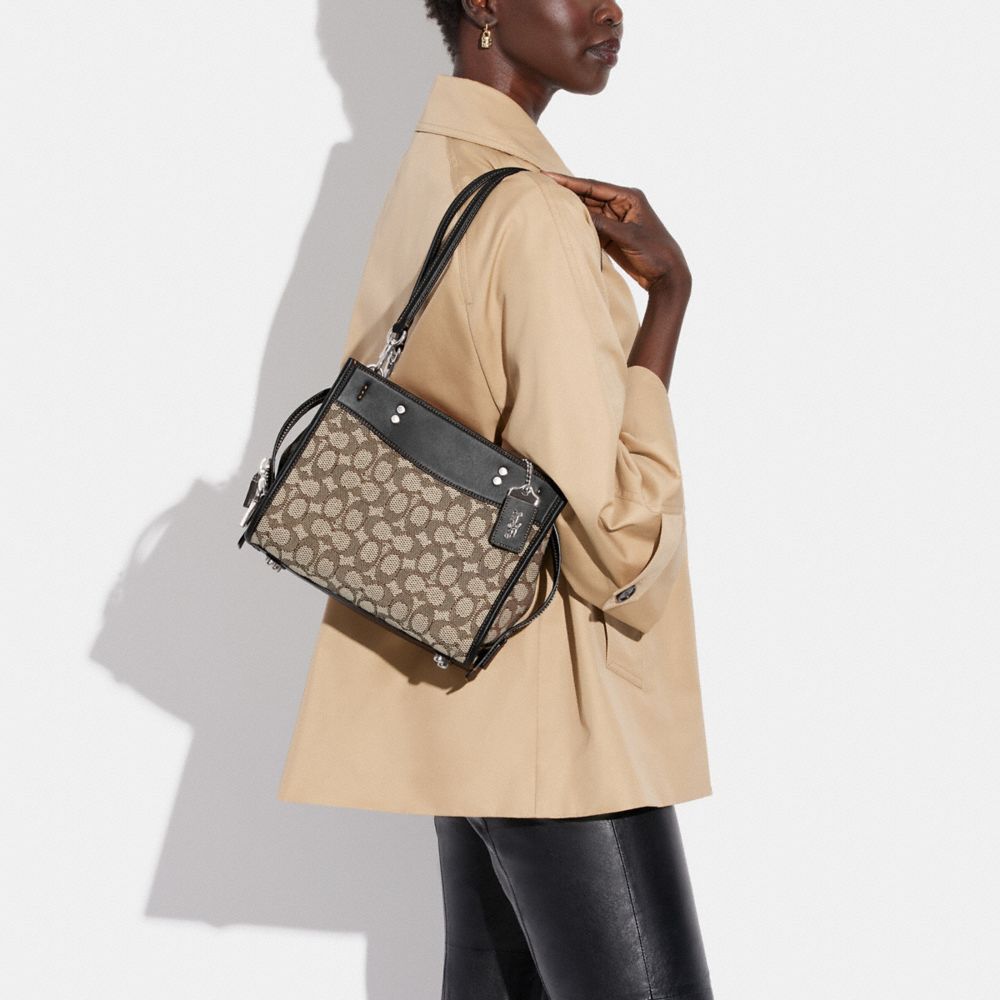 ROGUE 25 經典 SIGNATURE 緹花面料手袋