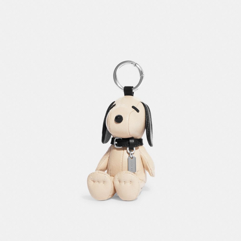 COACH CF852 Coach X Peanuts Snoopy Collectible Bag Charm With Signature Canvas Silver/IVORY MULTI