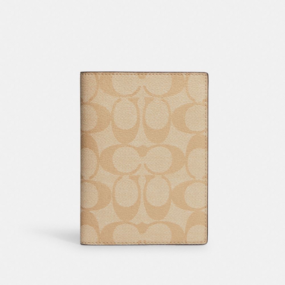 Passport Case In Signature Canvas - CF887 - Gold/Light Khaki Chalk