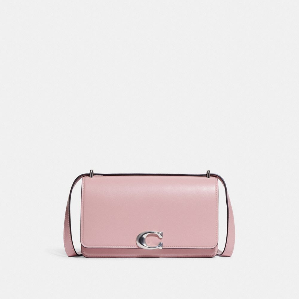 LUNAR NEW YEAR BANDIT SHOULDER BAG WITH RABBIT CHARM-LH/Powder Pink