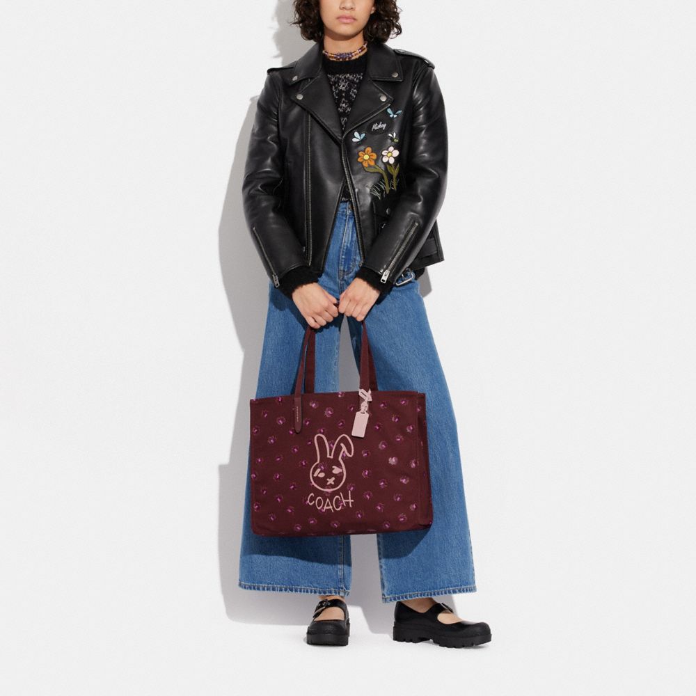 LUNAR NEW YEAR TOTE 42 WITH RABBIT IN 100 PERCENT RECYCLED CANVAS