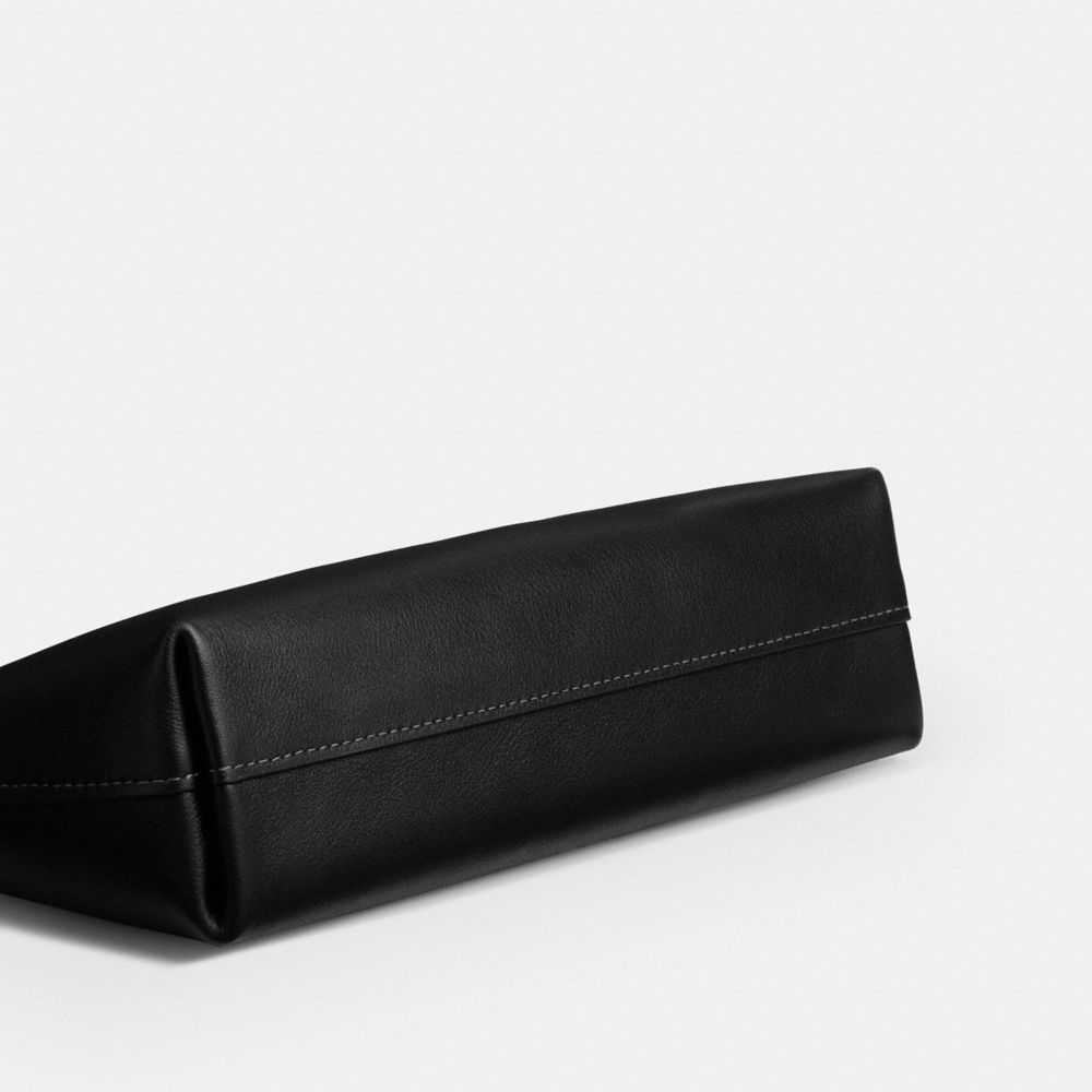 EMEILIA SHOULDER BAG