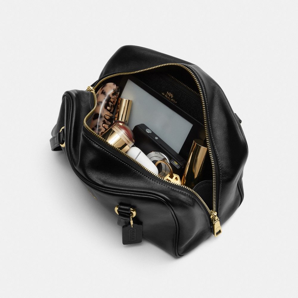 SYDNEY SHOULDER BAG