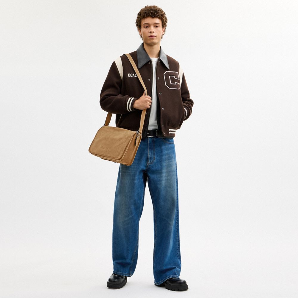 COLBY MESSENGER BAG 32