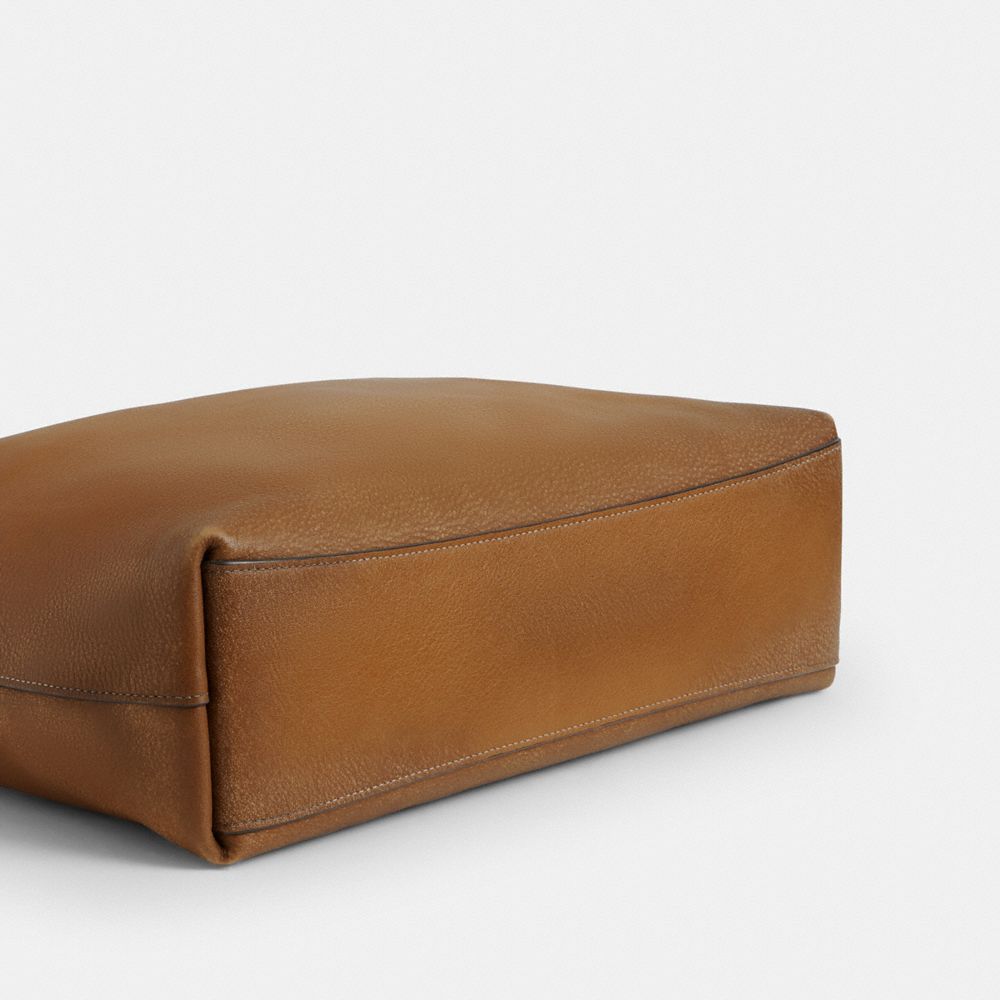 BROOKLYN SHOULDER BAG 34 IN LOVED LEATHER