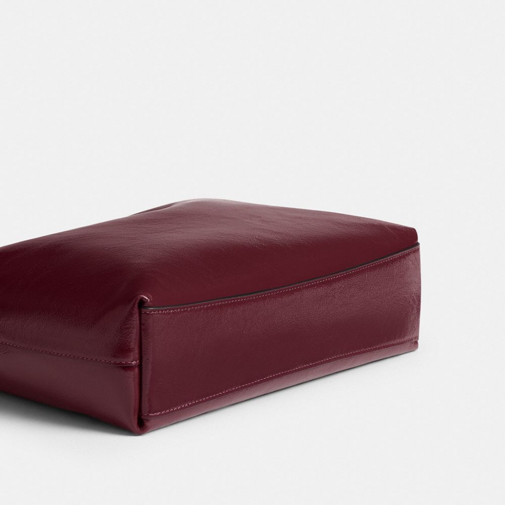 BROOKLYN SHOULDER BAG 28