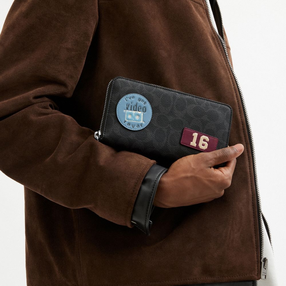 ACCORDION WALLET WITH STICKERS IN SIGNATURE UPCRAFTEDLEATHER