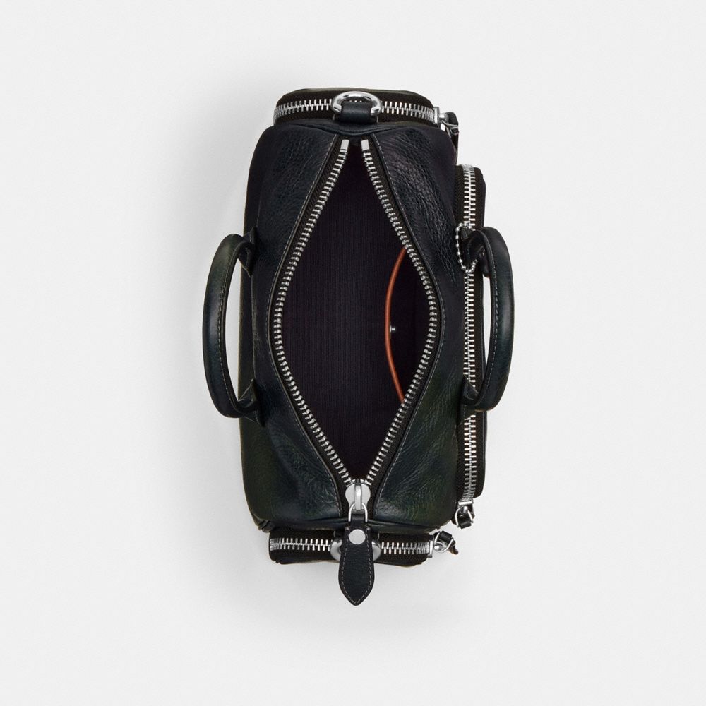 COMPASS BAG 25 WITH POCKETS