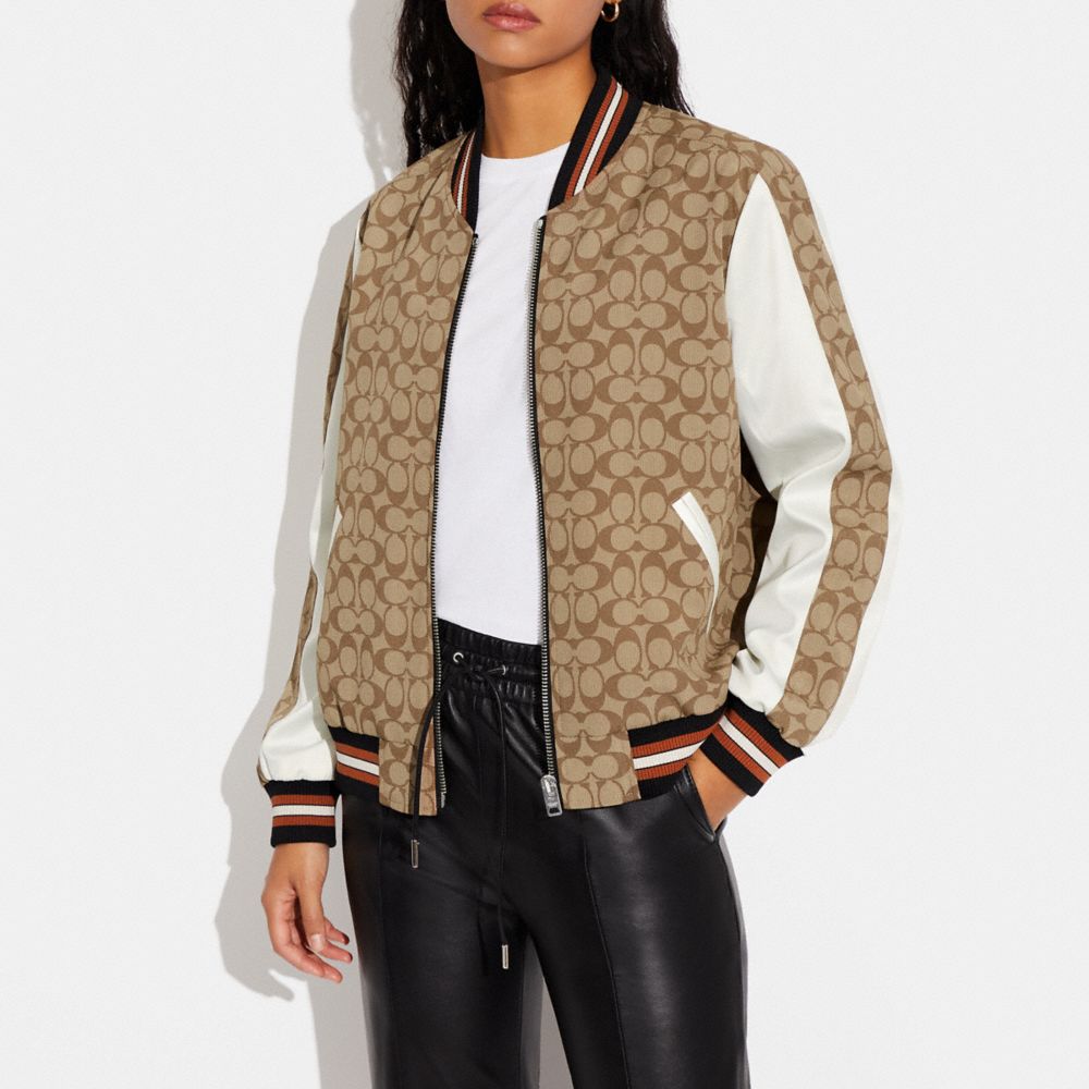 COACH コーチ　シグネチャー スーベニア ジャケット　CG666ユニセックス Signature Souvenir Jacket | Coach Australia