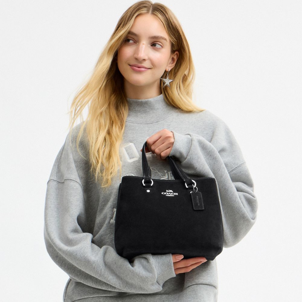 STATION CARRYALL 手袋