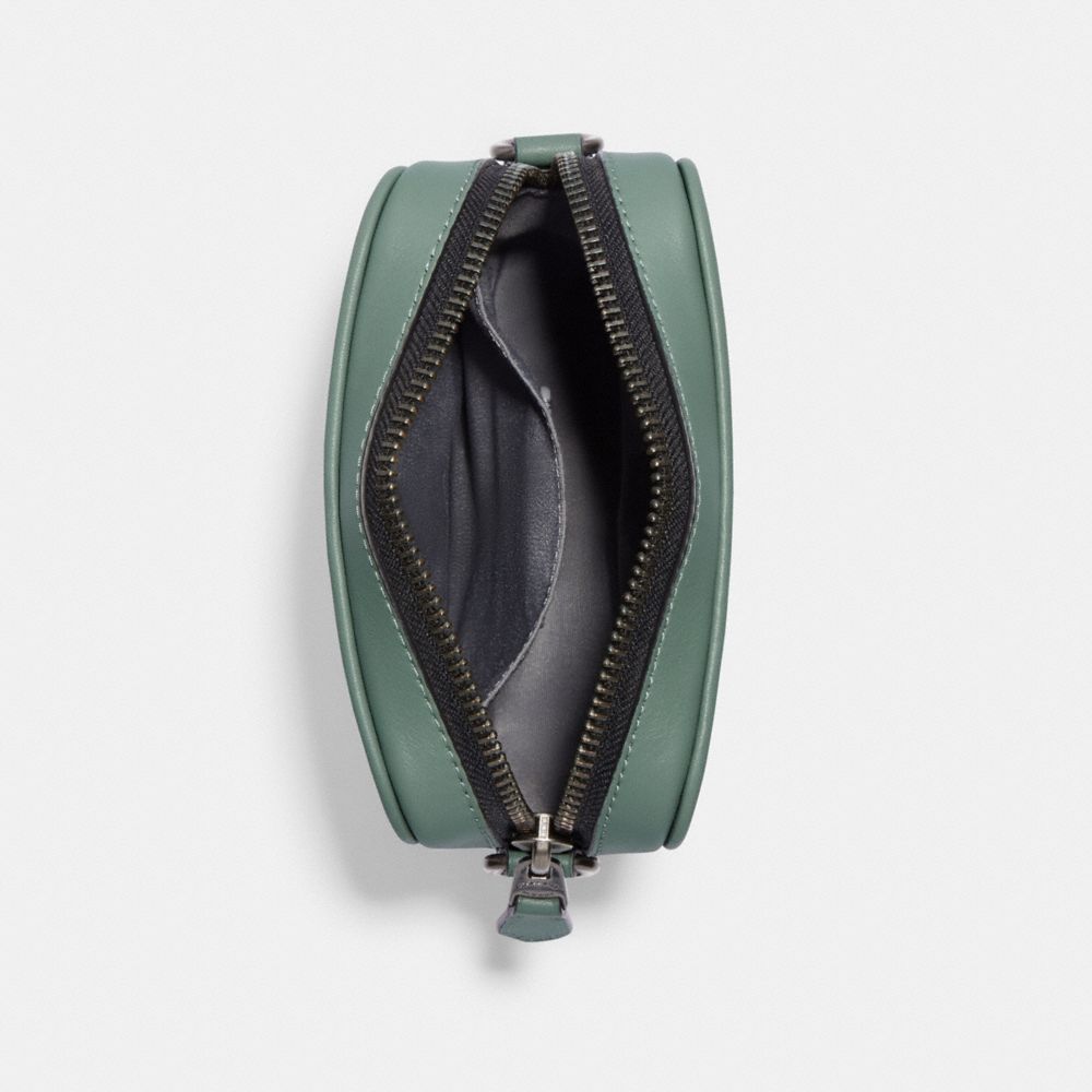 SULLIVAN CROSSBODY IN SIGNATURE LEATHER