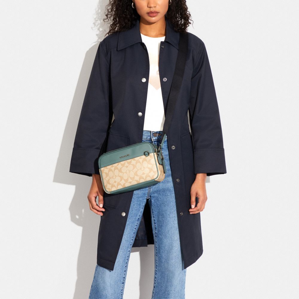 GRAHAM CROSSBODY IN COLORBLOCK SIGNATURE CANVAS