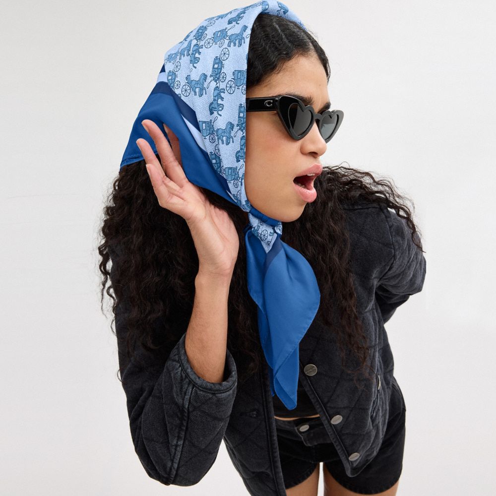 HORSE AND CARRIAGE PRINT SILK SQUARE SCARF