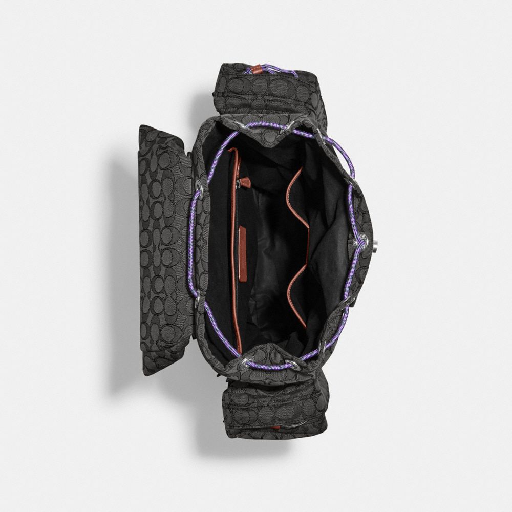 UTILITY 經典 SIGNATURE 緹花面料後背包