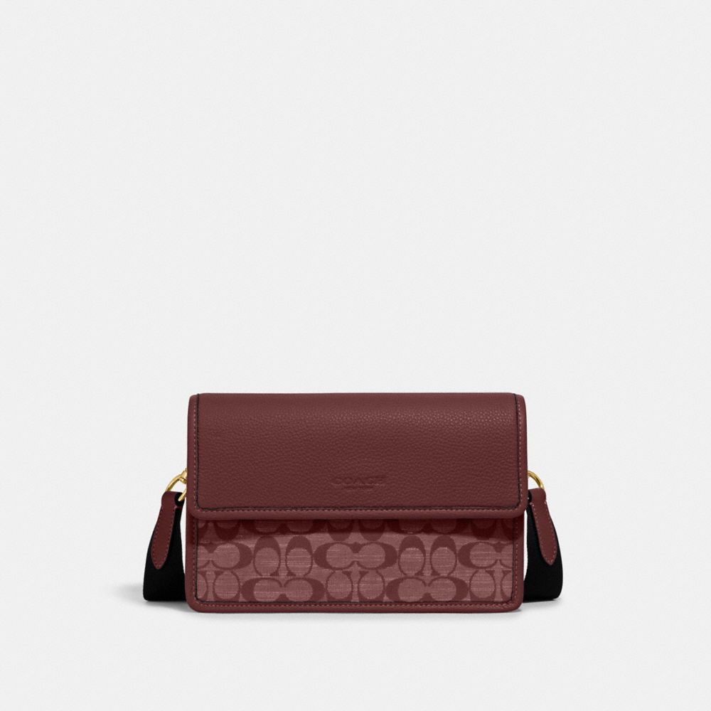 Turner Flap Crossbody In Signature Chambray - CH828 - Brass/Wine