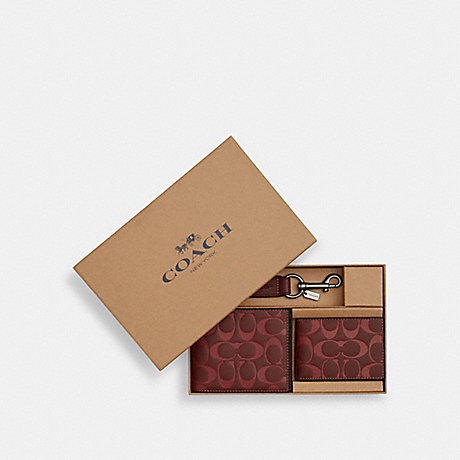 COACH CJ737 Boxed 3 In 1 Wallet Gift Set In Signature Leather Gunmetal/Wine-Multi